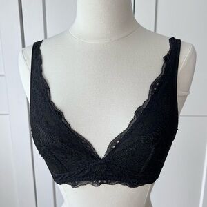 Gap Body Lace Triangle Plunge Bralette XS New, no tags